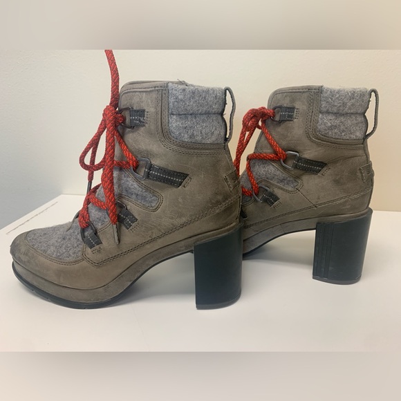 SOREL Women's Blake Lace Up Booties Chunky Heel Leather Size 9 - quarry - Picture 2 of 10